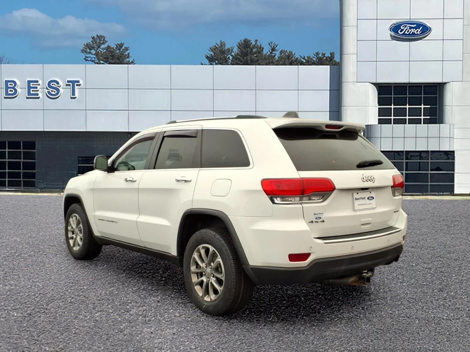 Used 2016 Bright White Clearcoat Jeep Limited image 4