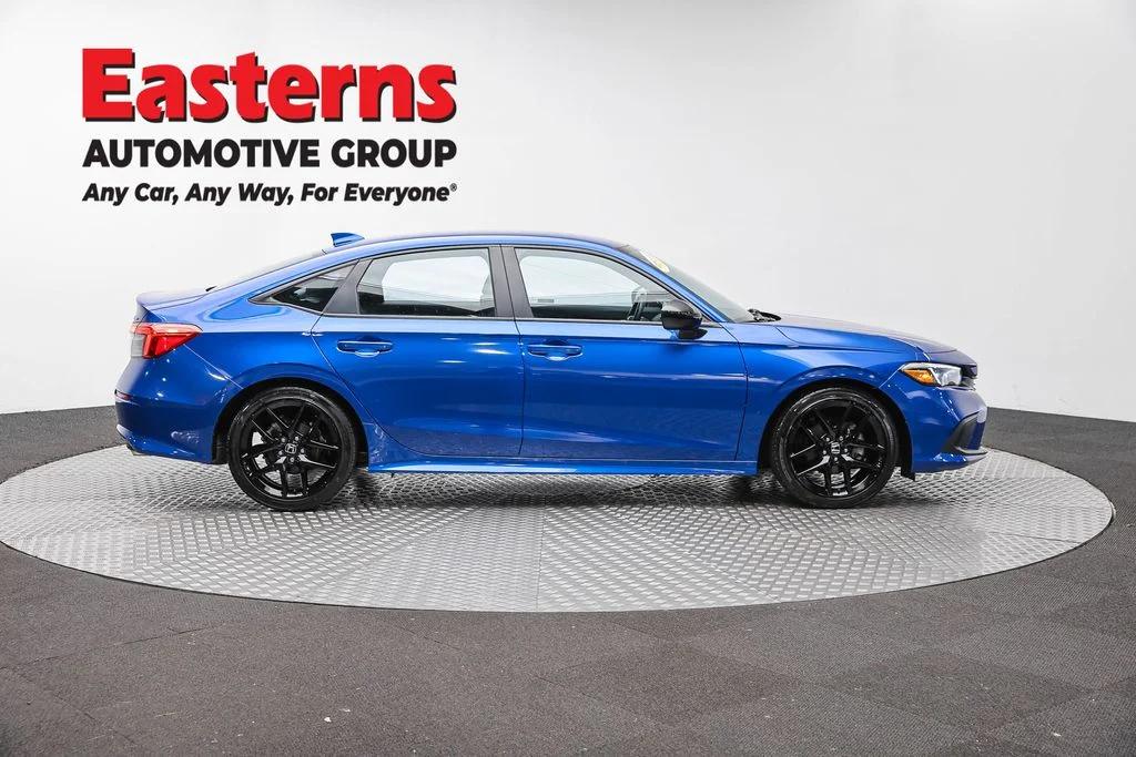 Used 2024 Blue Honda Sport image 4