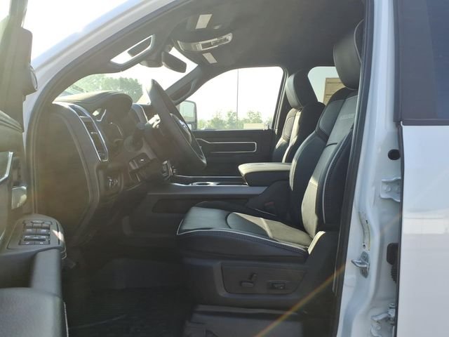 New 2026 Bright White Clear-Coat Exterior Paint RAM Laramie image 13