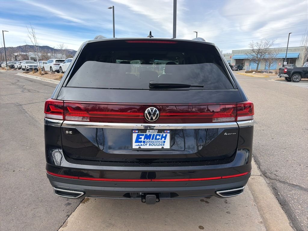 New 2026 Deep Black Pearl Volkswagen 2.0T SE w/Technology image 4