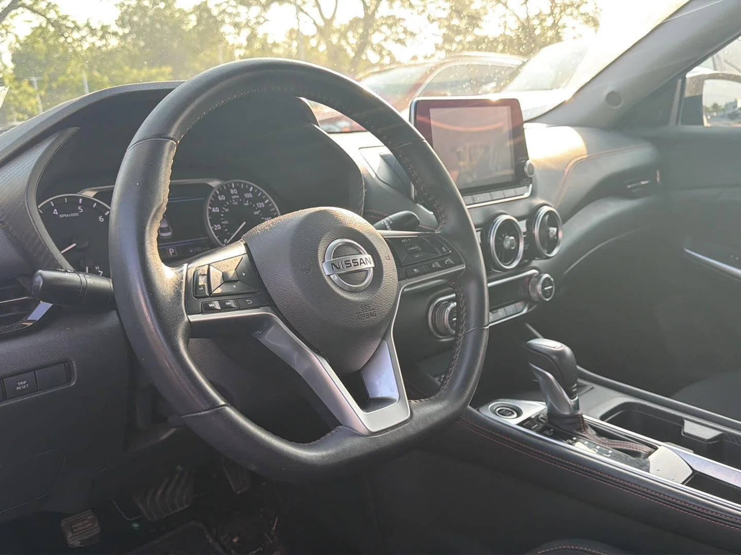Used 2021 Aspen White/Super Black Nissan SR image 7