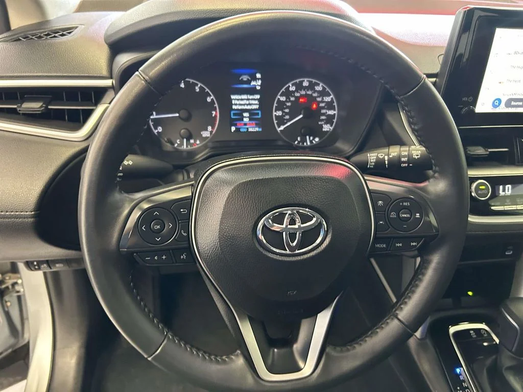 Used 2025 Silver Toyota LE image 19