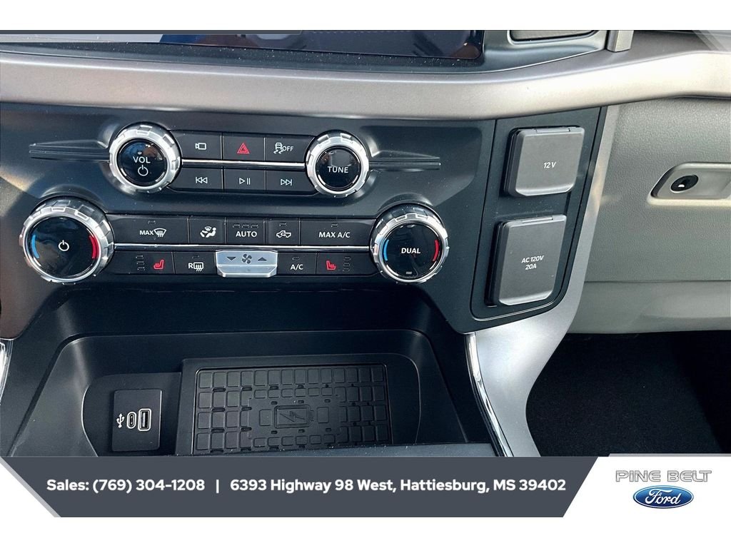 2025 Ford F-150 XLT - Photo 24