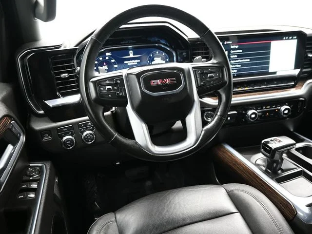 Used 2024 Black GMC Elevation image 13