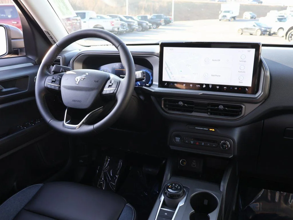 New 2025 Shadow Black Ford Outer Banks® image 13