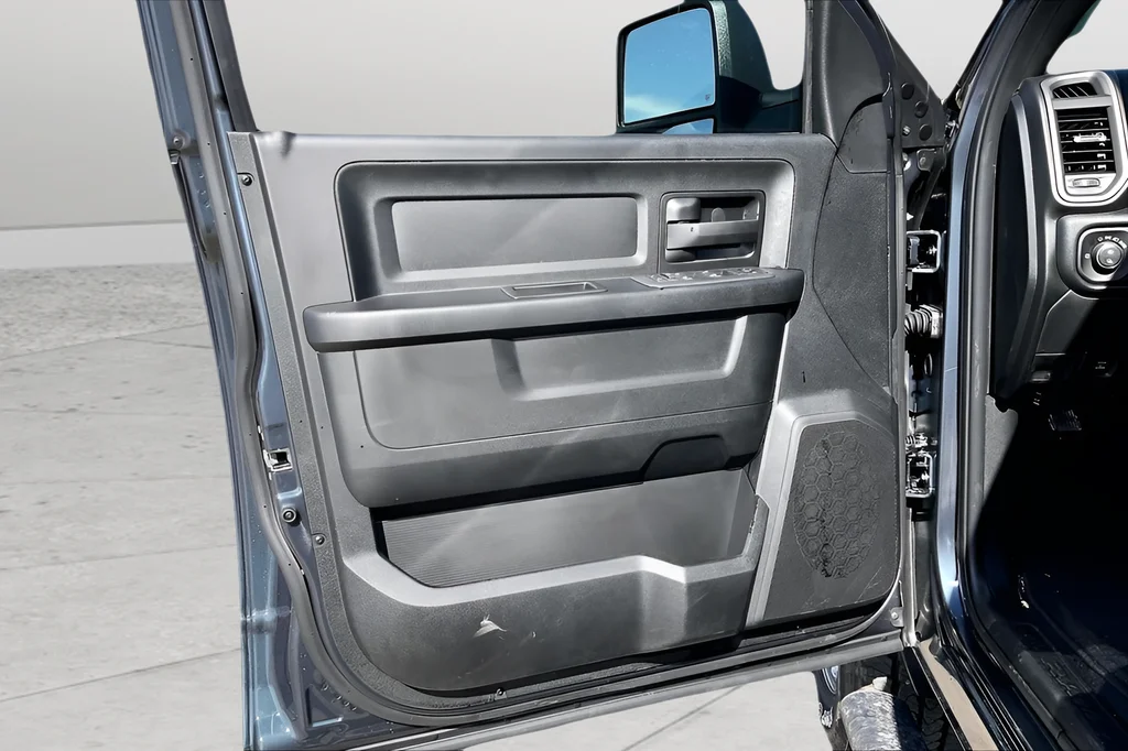 New 2026 Forged Blue Metallic RAM Tradesman image 10