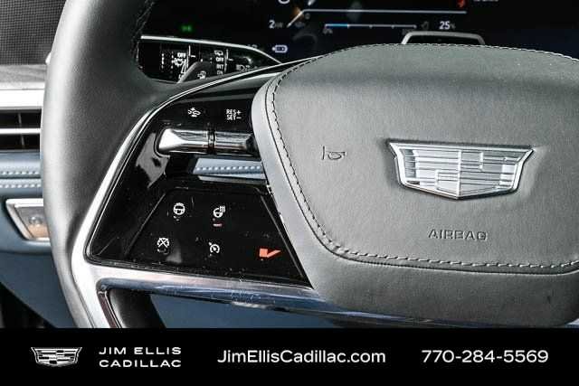 2025 Cadillac Escalade IQ Luxury 2 - Photo 11