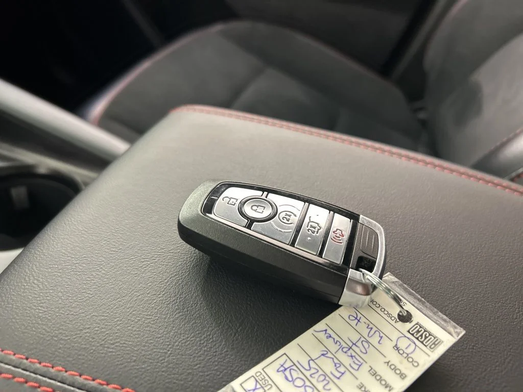 2025 Ford Explorer ST - Photo 26