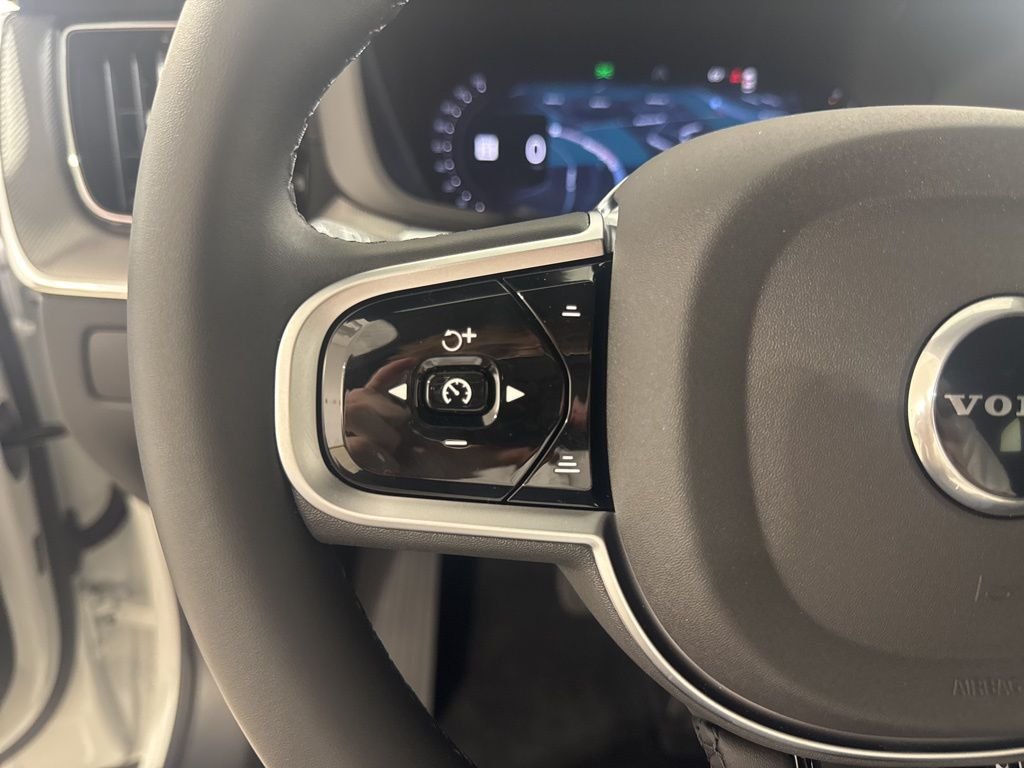 2026 Volvo XC60 Ultra - Photo 9
