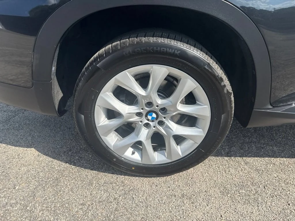 Used 2013  BMW xDrive35i image 35