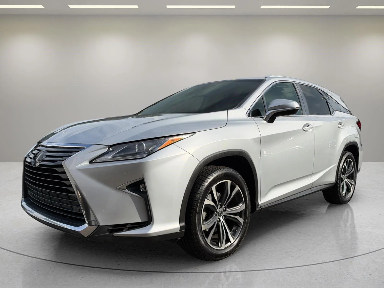 Used 2019 Silver Lining Metallic Lexus RX 350L Premium image 1
