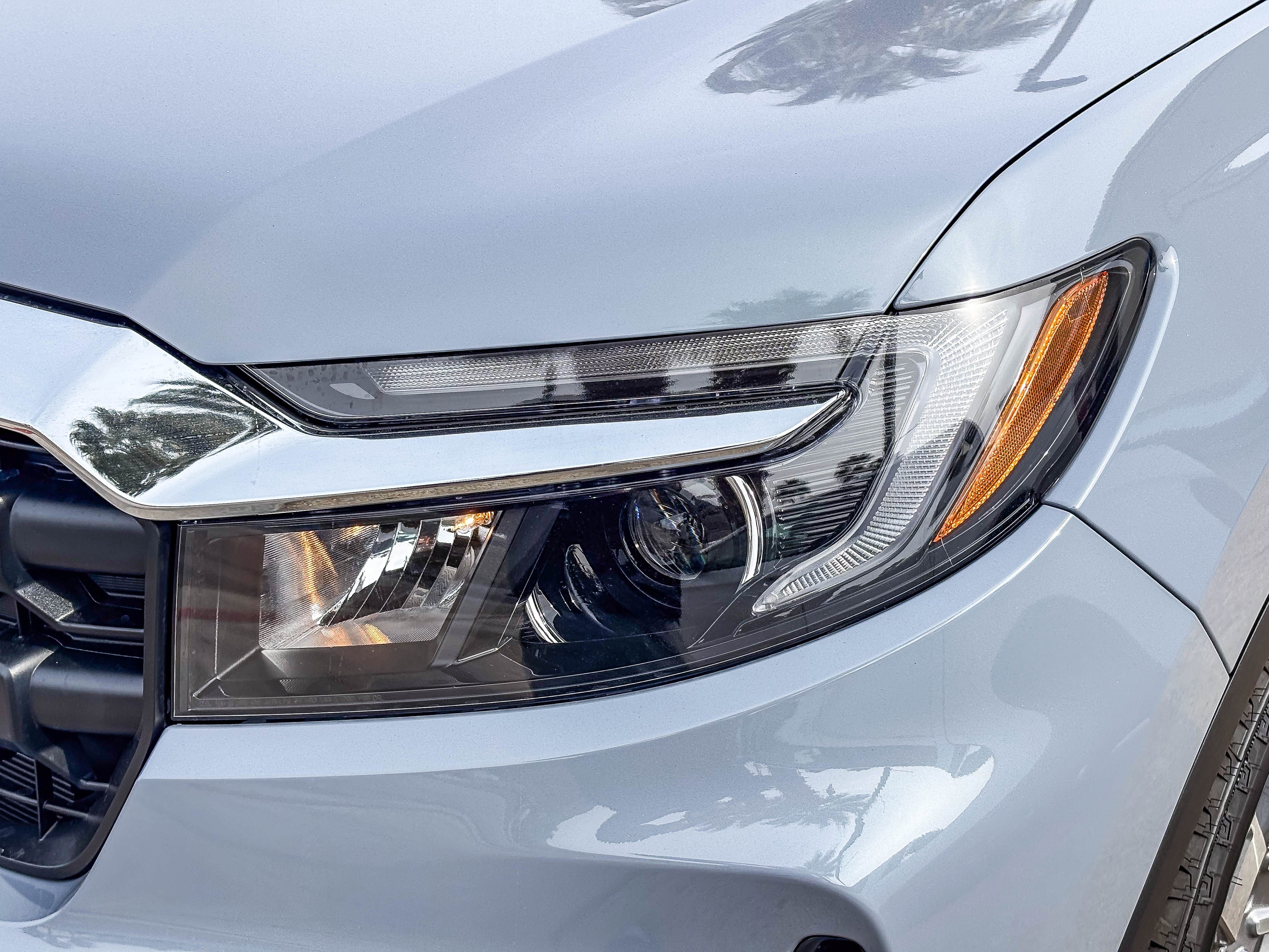 New 2026 Sonic Gray Pearl Honda RTL image 8