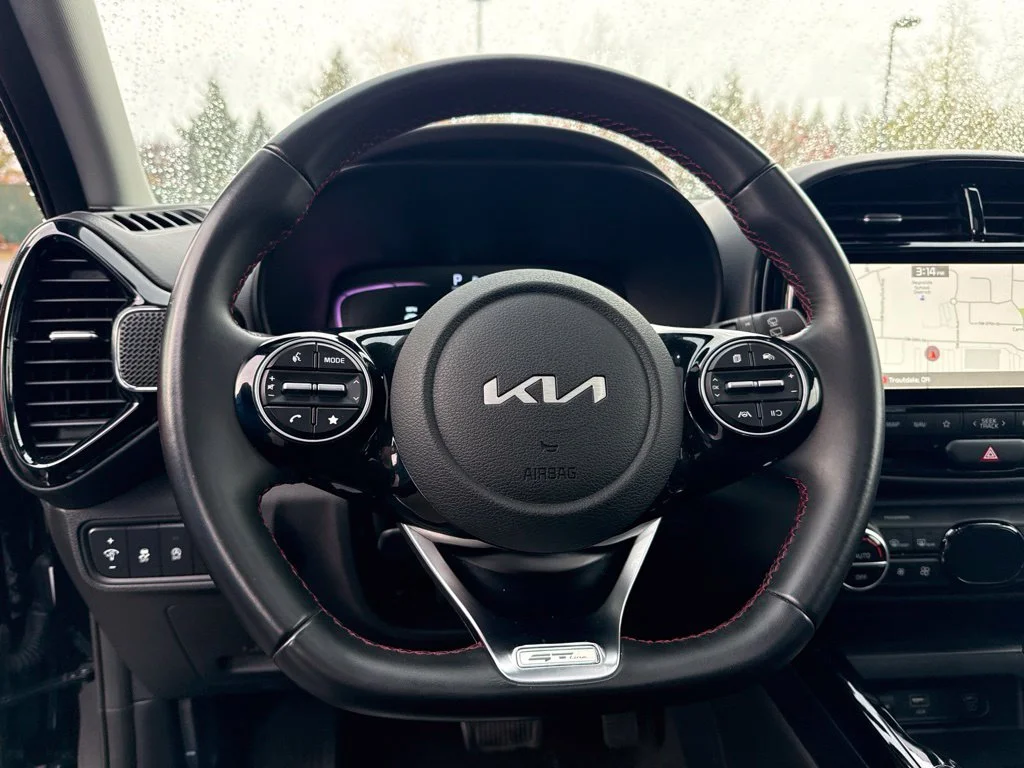 Used 2023 Fusion Black Kia GT-Line image 10