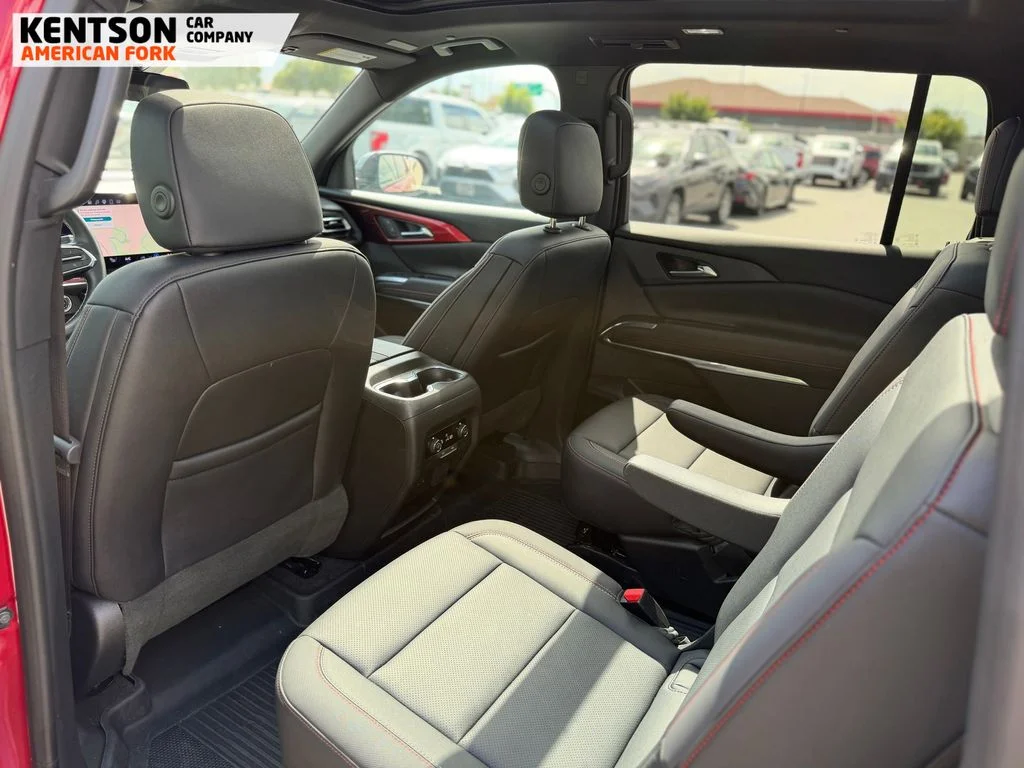 Used 2025 Red Chevrolet Z71 image 32