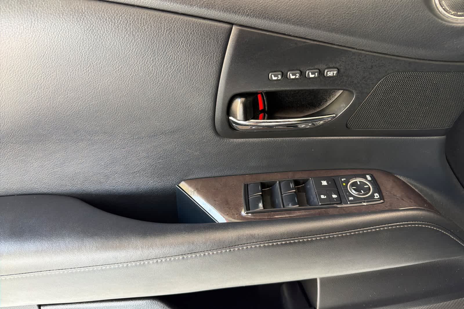 Used 2015 Obsidian Lexus  image 12