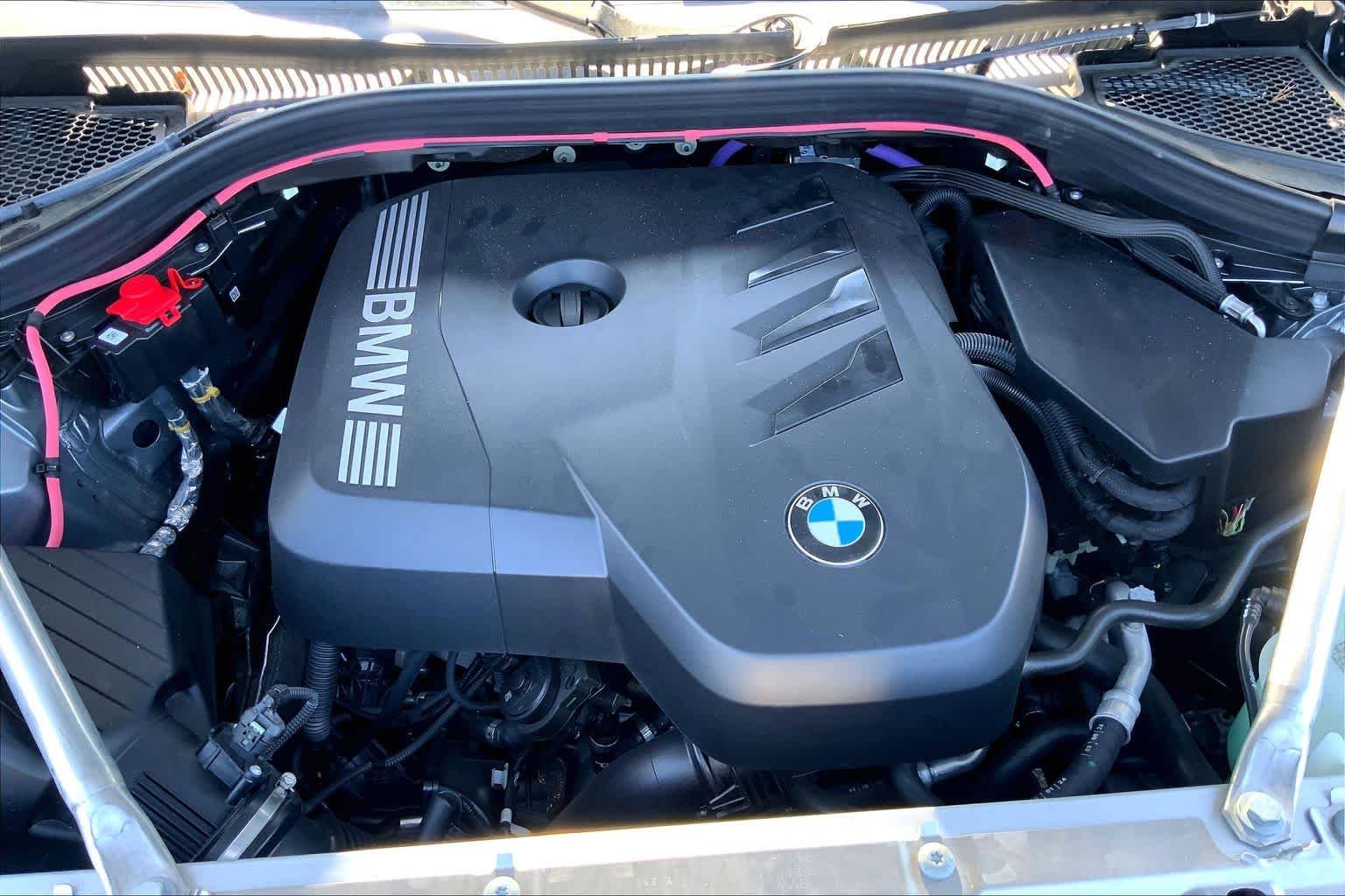Used 2025 Skyscraper Gray Metallic BMW 30 xDrive image 32
