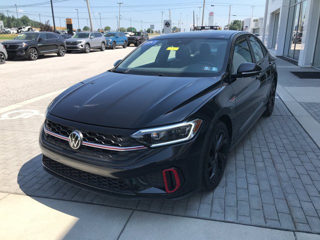Certified Used 2024 Deep Black Pearl Volkswagen Autobahn image 4
