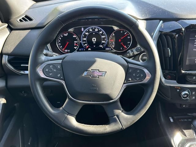 Used 2023 White Chevrolet Premier image 23