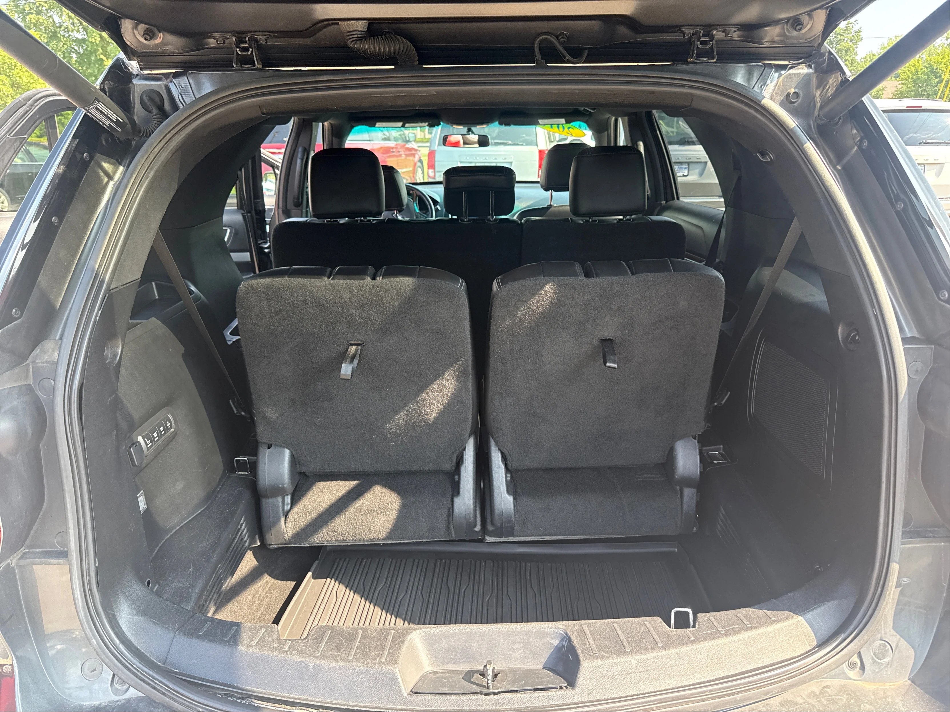 Used 2016 Gray Ford Limited image 13
