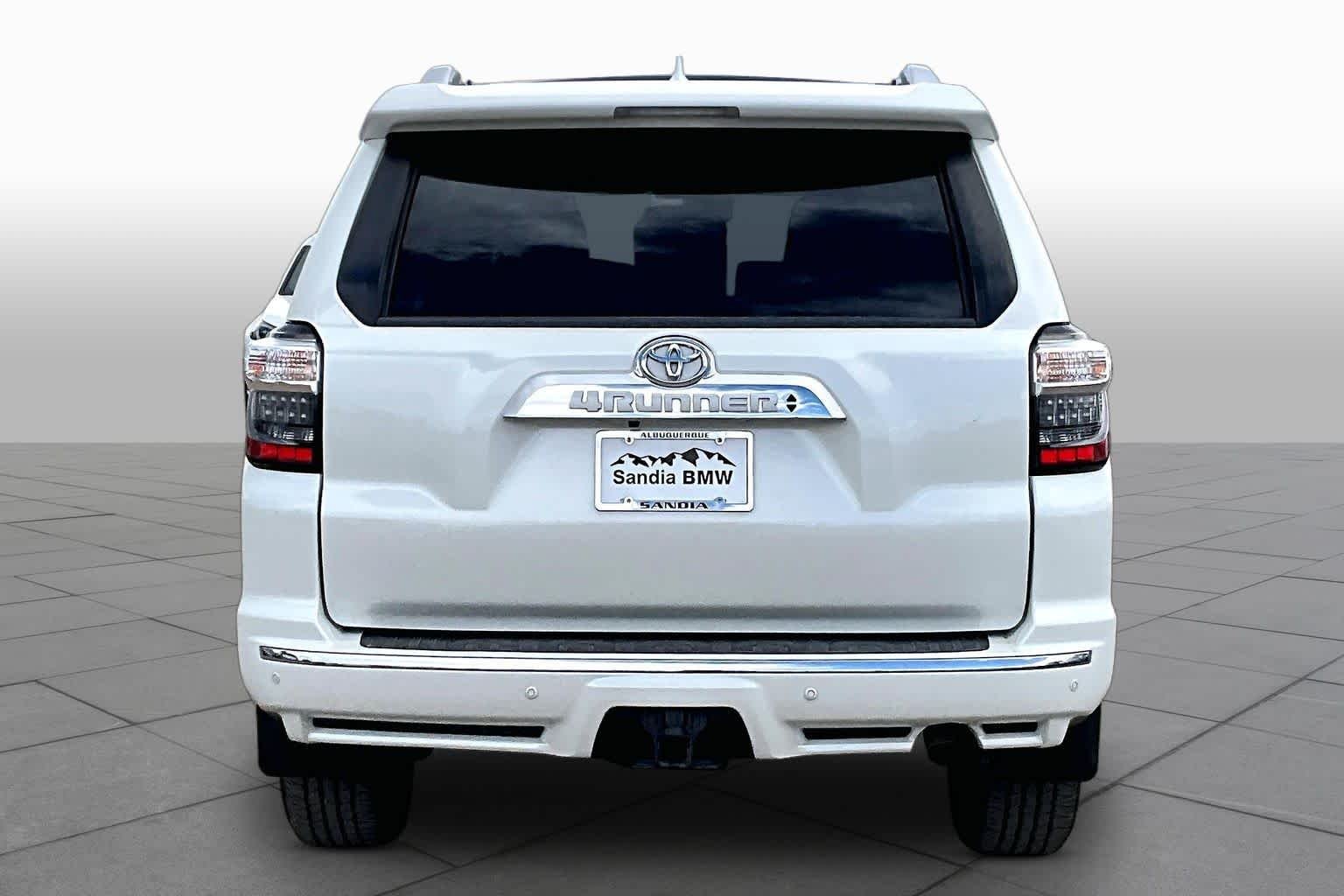 Used 2020 Blizzard Pearl Toyota Limited image 4