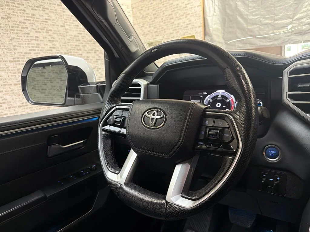 Used 2022 Wind Chill Pearl Toyota Platinum image 18