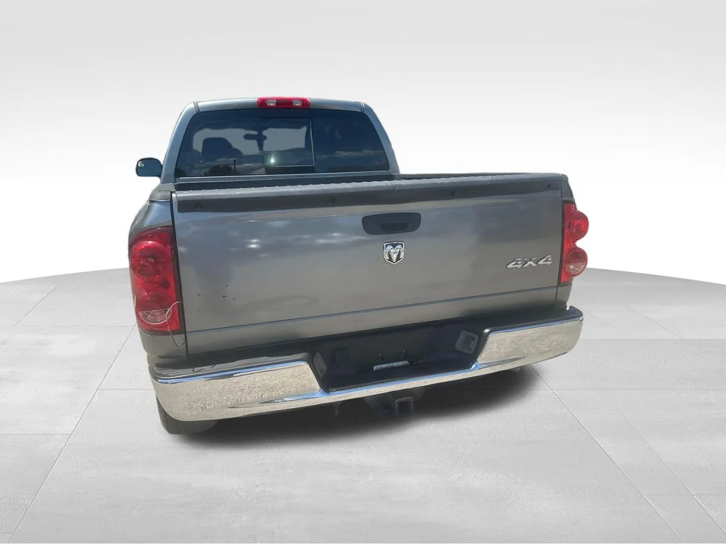 Used 2008 Gray Dodge SLT image 37