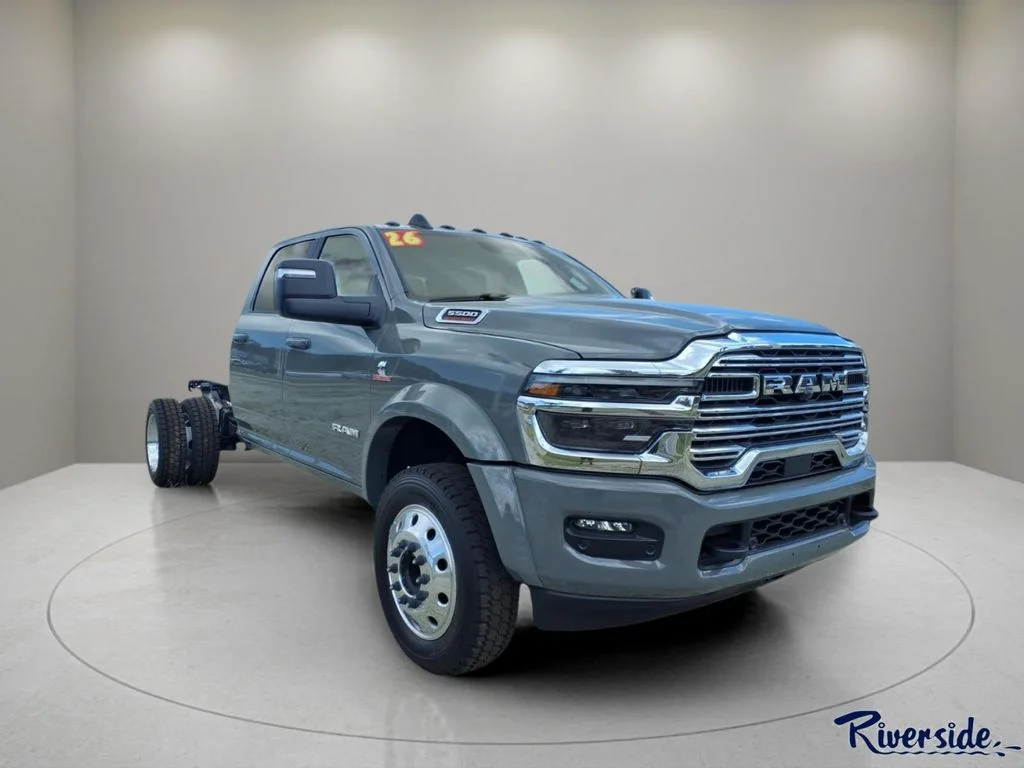 2026 RAM 5500 Big Horn 4X4 Crew Cab DRW 173" WB's photo