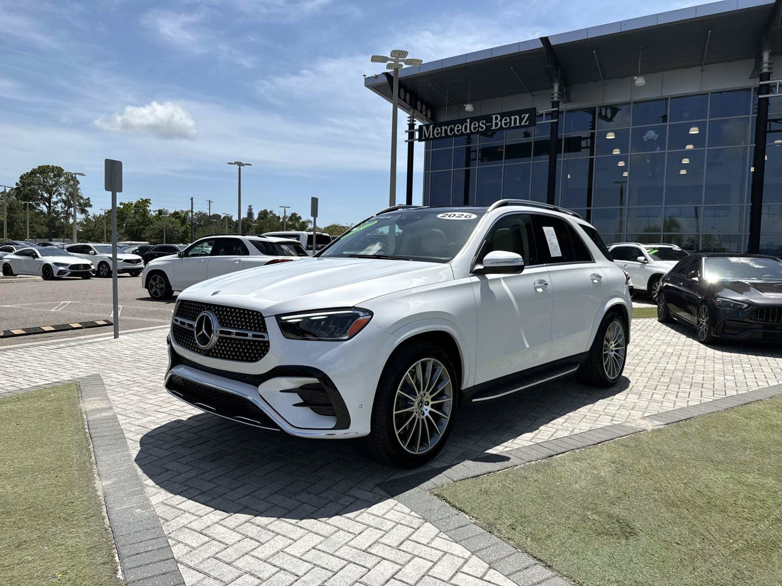 Used 2026 Moonlight White Mercedes-Benz 350 image 2