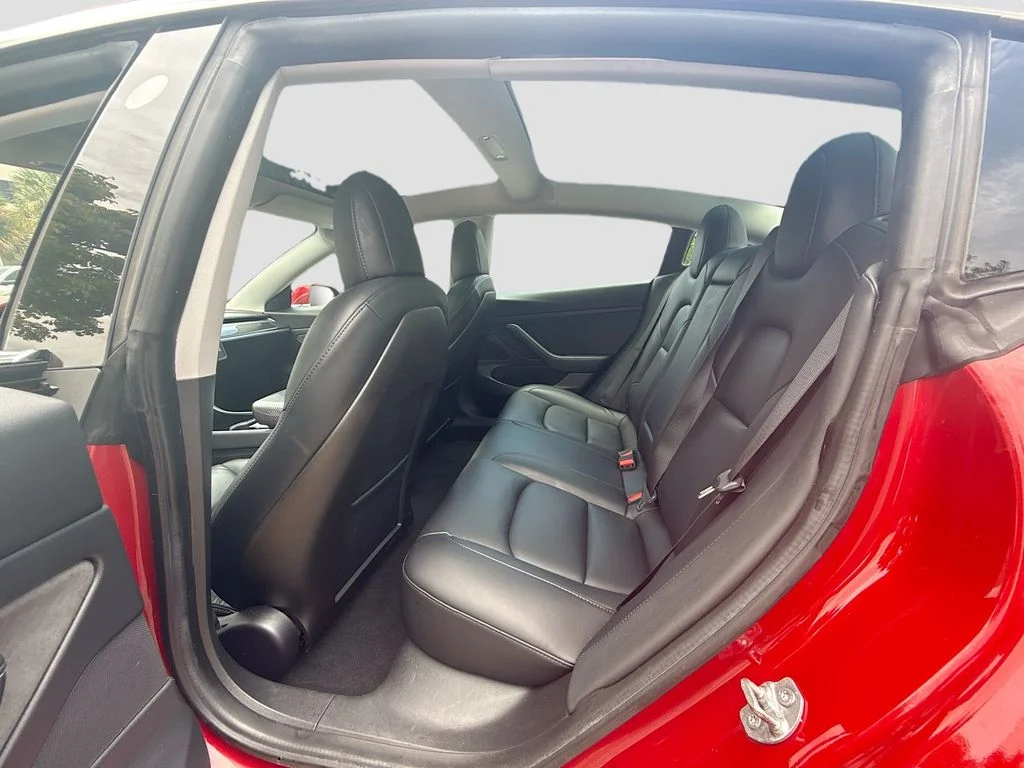 Used 2020  Tesla Standard image 26