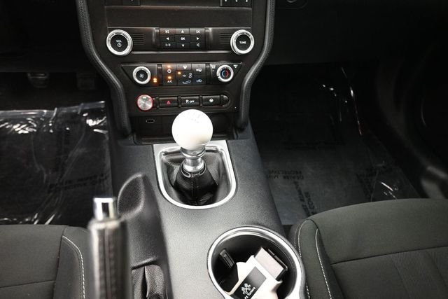 Used 2020 White Ford GT image 12