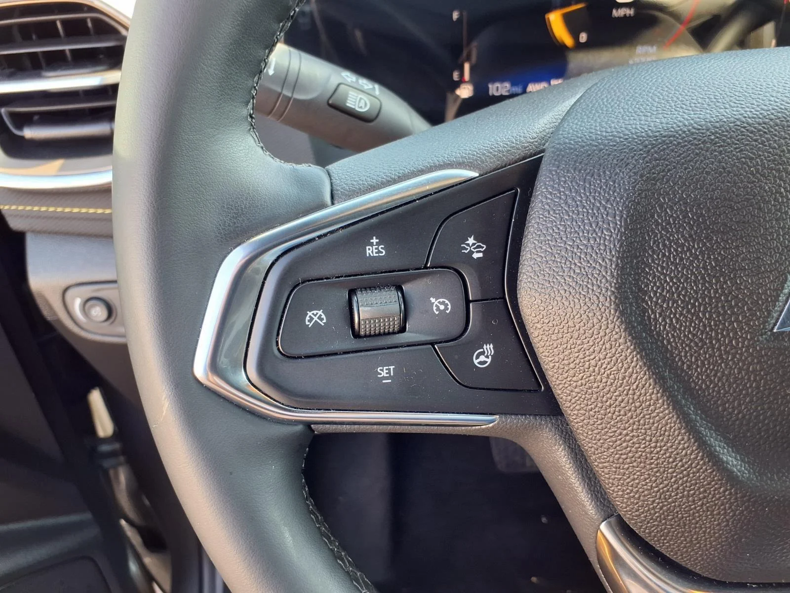 Used 2025 Sterling Gray Metallic Chevrolet ACTIV image 14