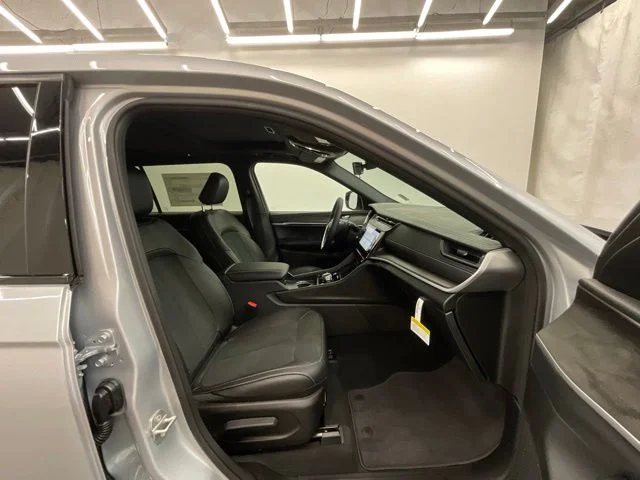New 2026 Silver Jeep Altitude image 23