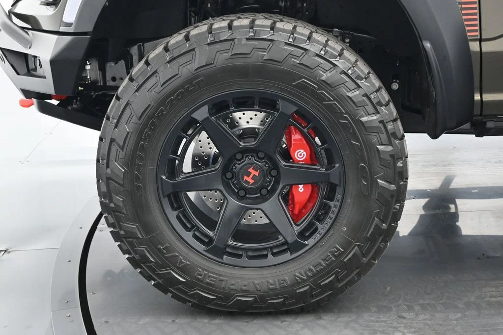 New 2026 Shelter Green Ford Raptor image 24