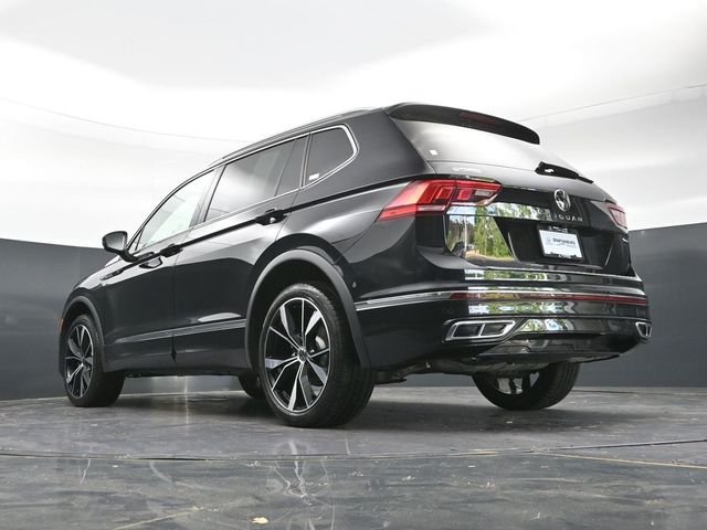 Used 2024 Deep Black Pearl Volkswagen 2.0T SEL R-Line image 38