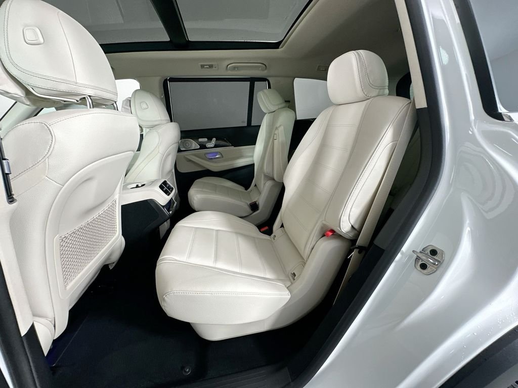 New 2026 Polar White Mercedes-Benz GLS 450 image 26