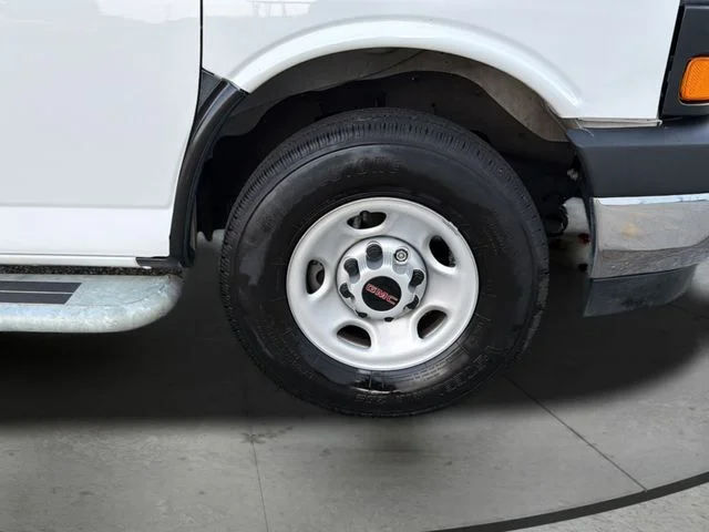 Used 2025 White GMC Work Van image 30