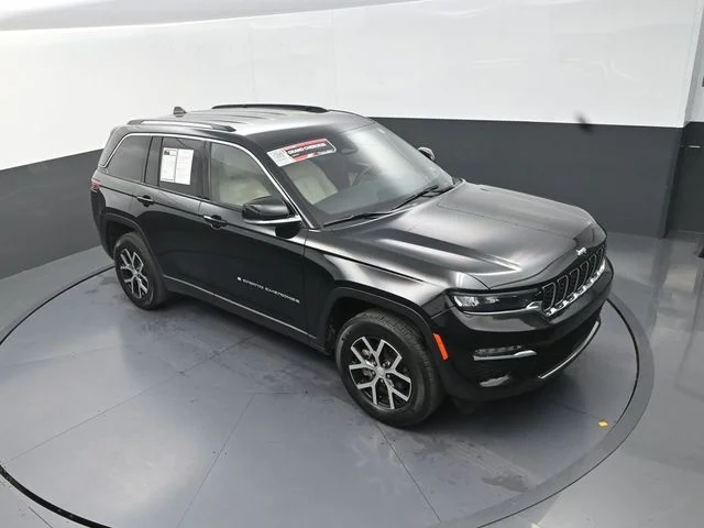Used 2023 Black Jeep Limited image 11