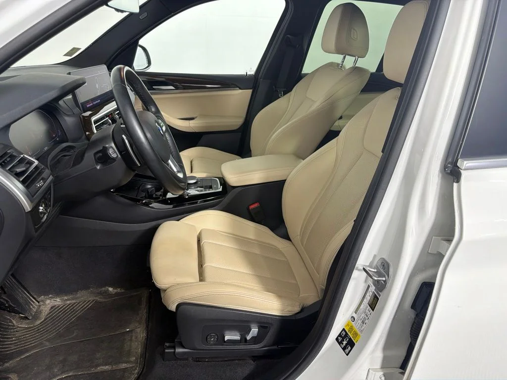Used 2023 Alpine White BMW xDrive30i image 25
