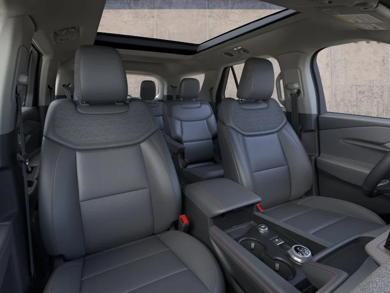 New 2026 Space White Metallic Ford Active image 35