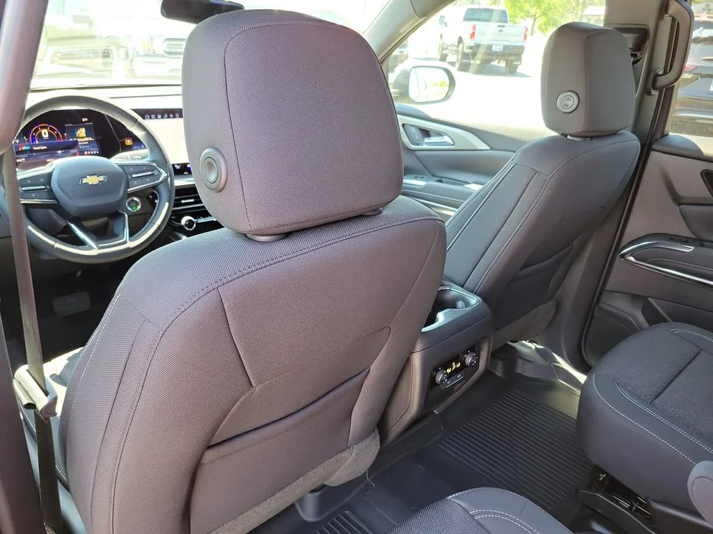 2026 Chevrolet Traverse LT - Photo 24