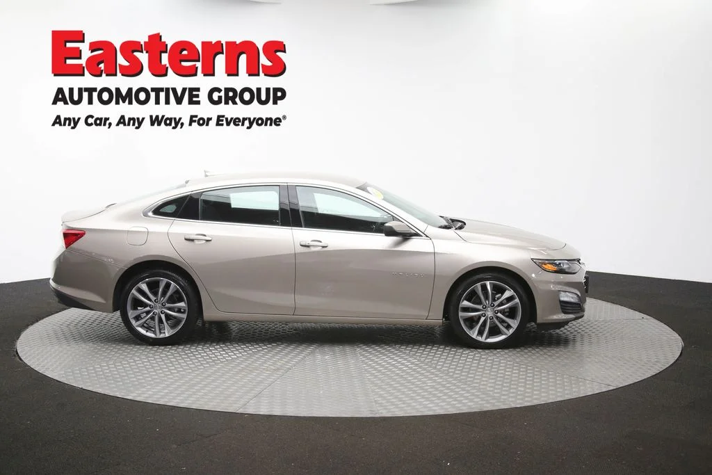 Used 2025 Gray Chevrolet LT image 45