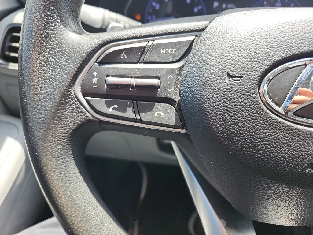 Used 2022 Steel Graphite Hyundai SE image 16