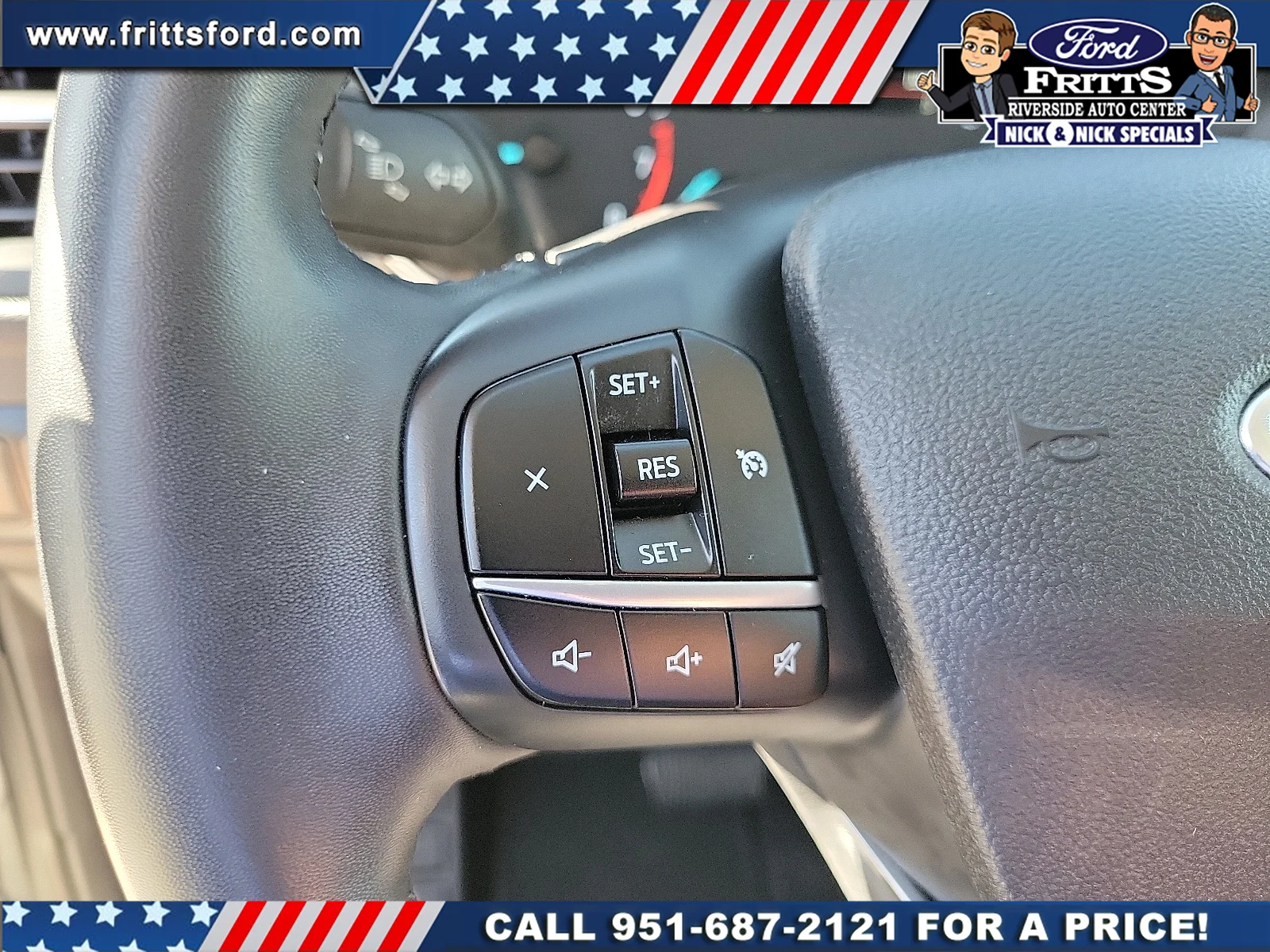 Certified Used 2022 Blue Metallic Ford SE image 6