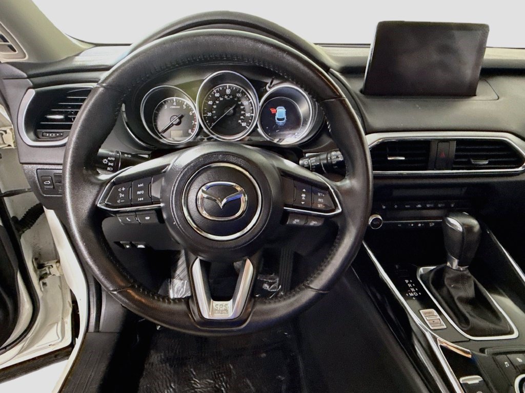 Used 2020 Snowflake White Pearl Mica Mazda Touring image 9