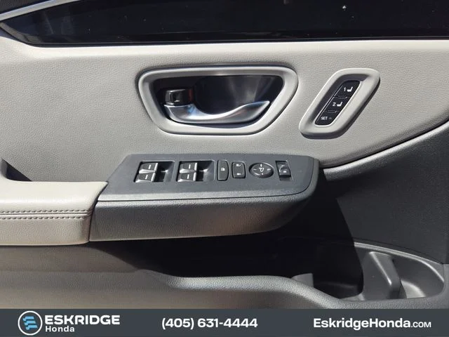 Used 2023 Platinum White Pearl Honda Touring image 22