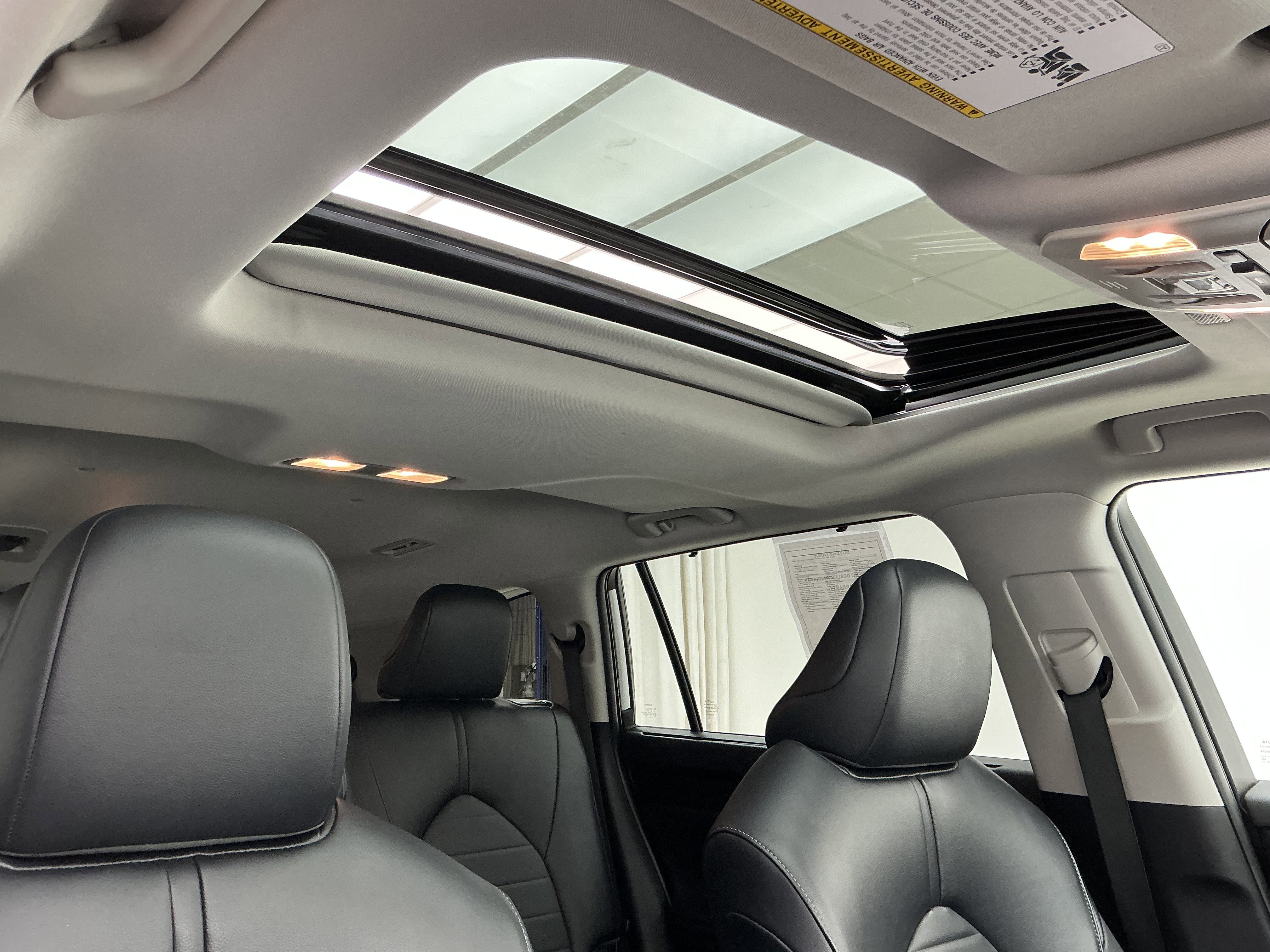 2022 Toyota Highlander XLE - Photo 26