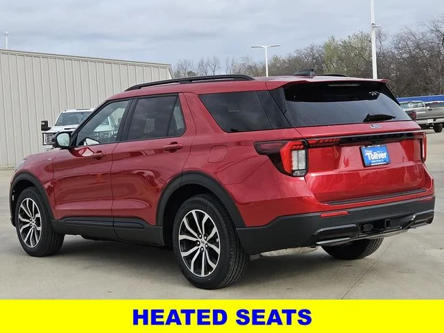 New 2026 Rapid Red Metallic Tinted Clearcoat Ford ST-Line image 7