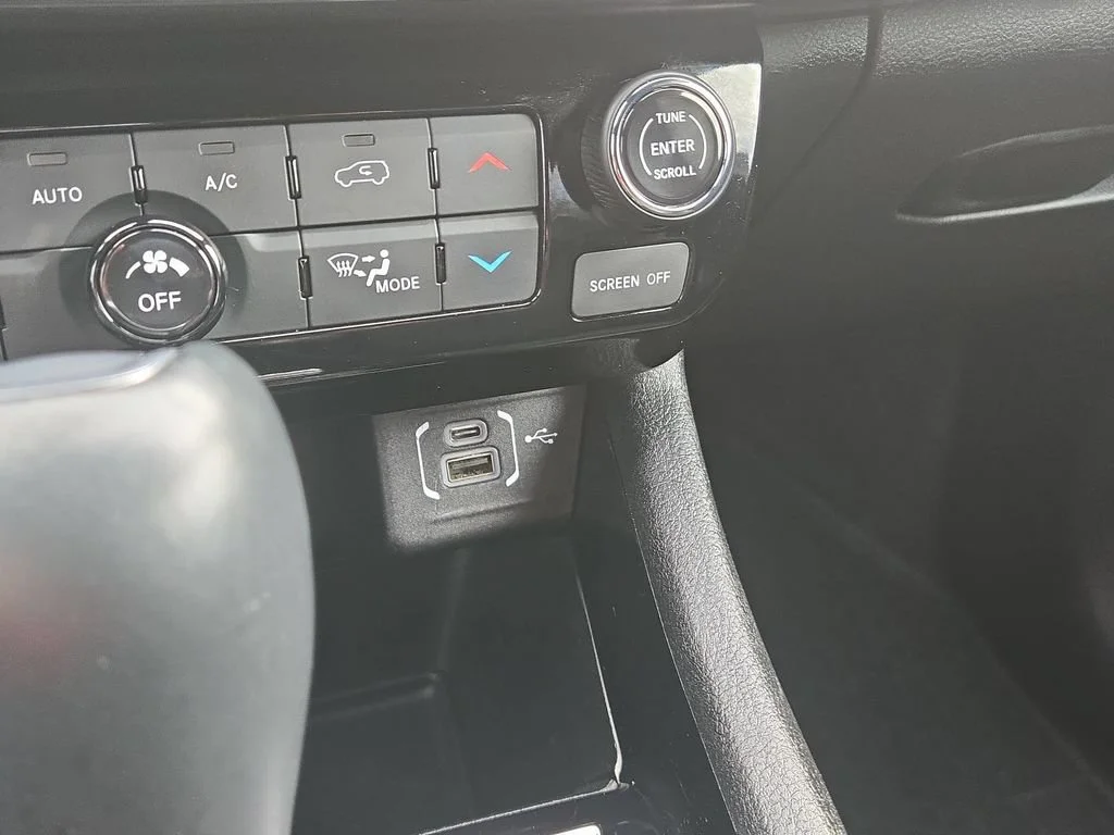 Used 2025 White Jeep Trailhawk image 46
