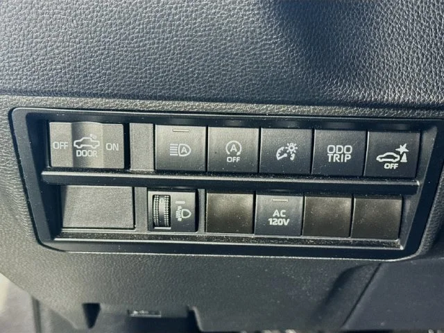 Used 2022 Gray Toyota SR5 image 10