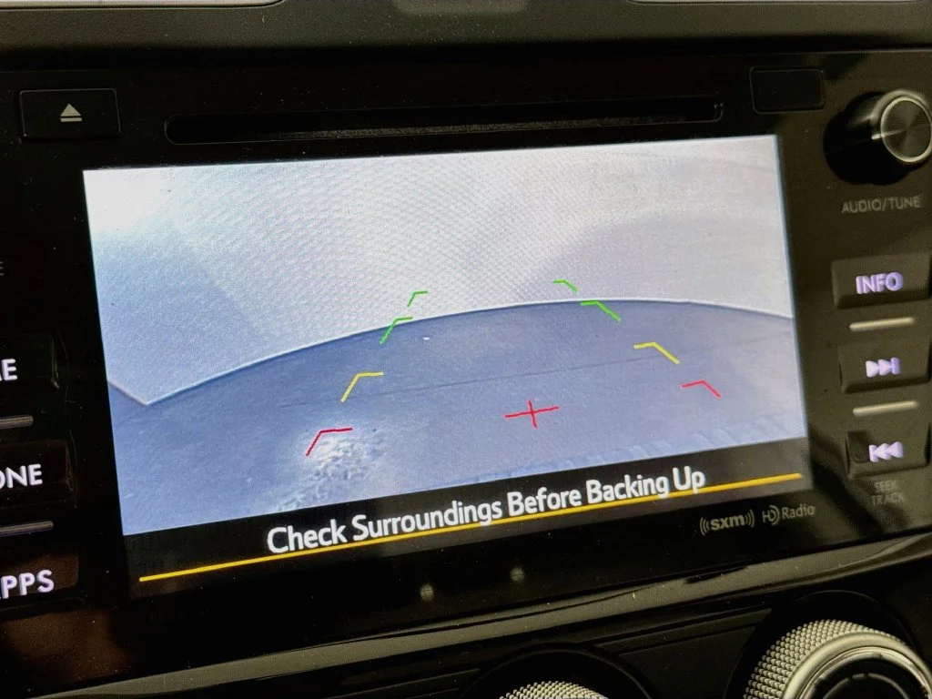Used 2016 Silver Subaru 2.5i Premium image 16